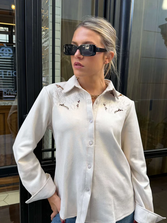 Camisa KARLSON Gamuza Con Calado GU70254