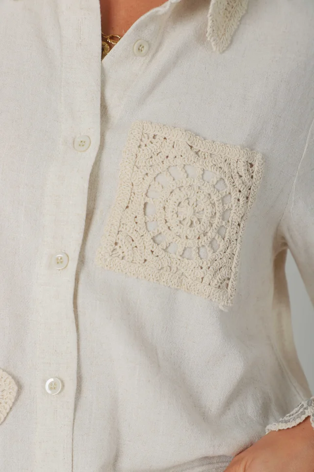 Camisa Biela de LINO c/Crochet GU250116