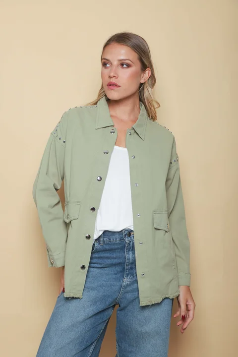 Camisaco RAPSODY gabardina c/tachas GUK70170