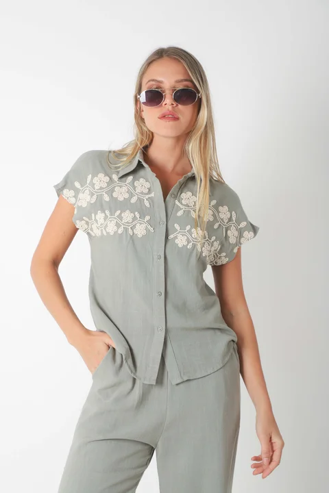 Conjunto GINEVA LINO C/Bordado GUK70152/70153