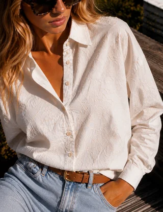 Camisa REGARDS Bordada GU5178 - Vista 2