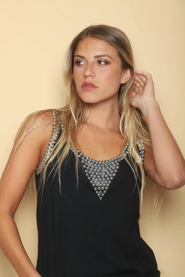 Musculosa Lizzie Tachas GU4024
