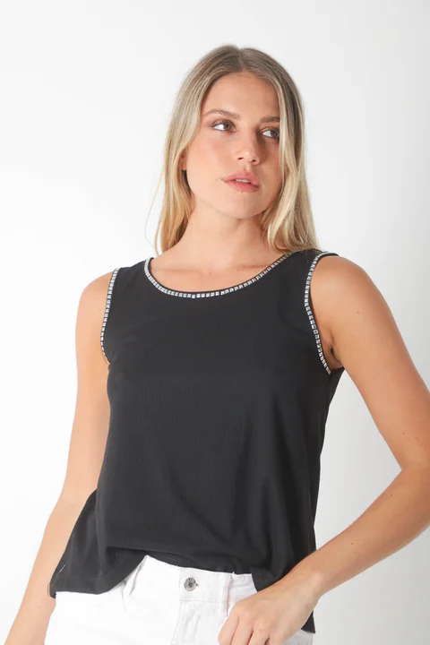 Musculosa  MORA  MORLEY C/ Tachas Cuadradas