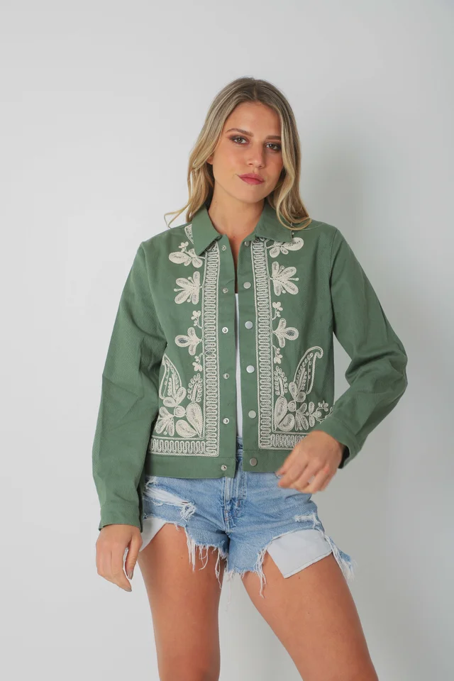 Chaqueta FORTY de Gabardina Bordada GUF6005