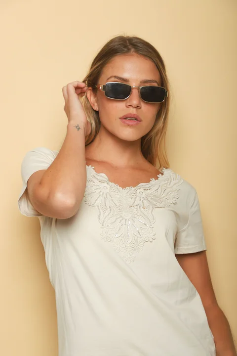 Remera ETIOPIA ENCAJE GU356342