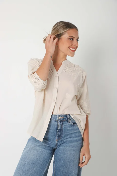 Blusa MAURA Broderie Bordada c/ Puño y Manga 3/4 GU0335