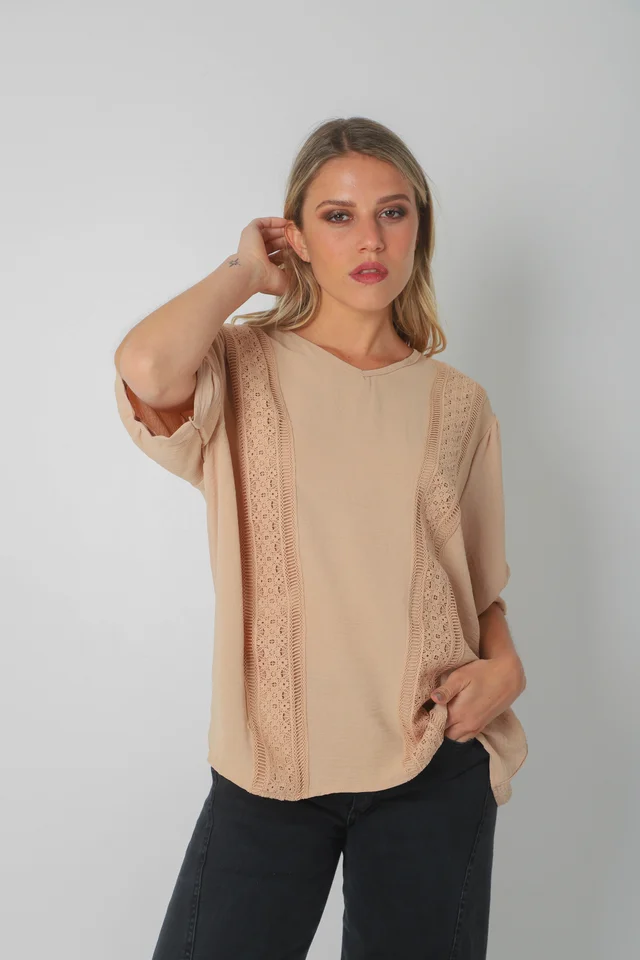 Blusa Amplia VASY Guardas Guipiur GU0330