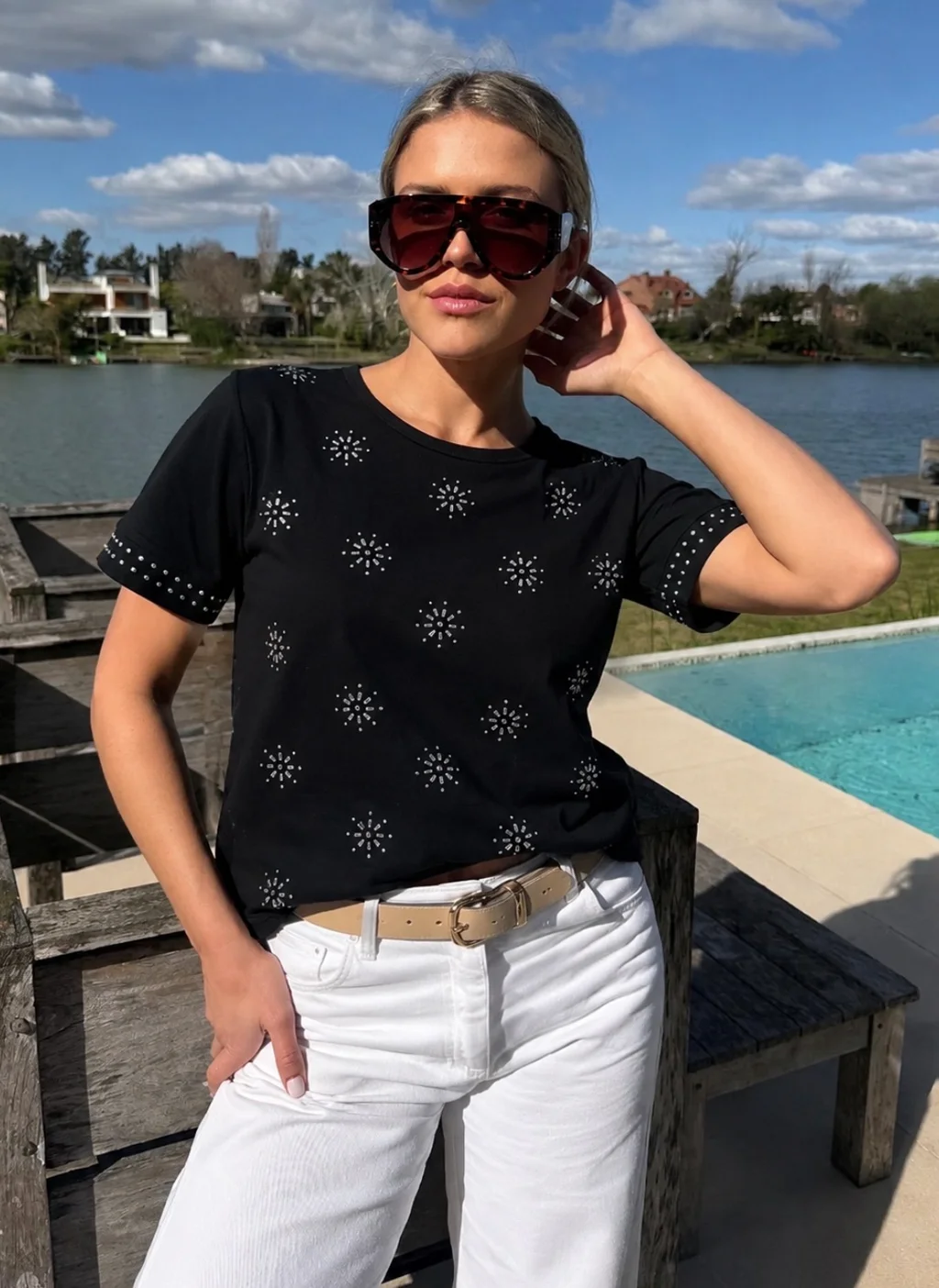 Remera LOTUS c/strass GUK70097