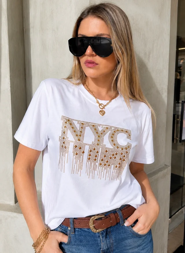Remera NYC DORADO C/ Tachas GU5148