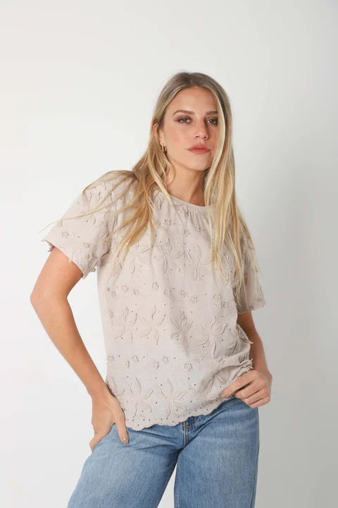 Remera SHANGAI Bordada GU5161