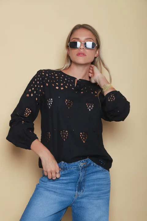 Blusa SINGARA BRODERIE GUK70092