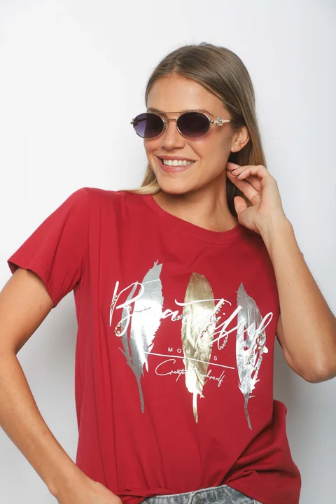 Remera BEAUTIFUL PLUMAS c/ Piedras GUJ5223