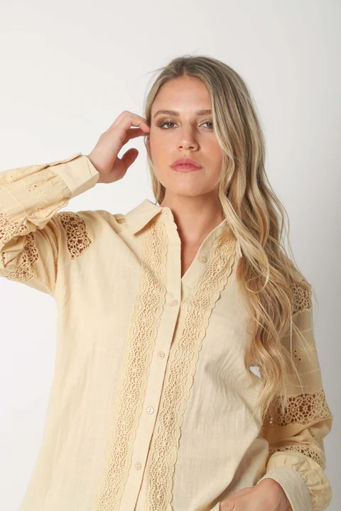 Camisa LAFINUR Lino y Broderie GUL70183