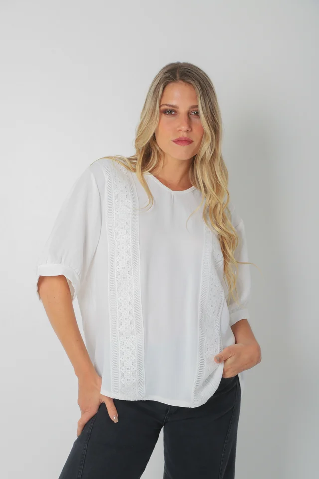 Blusa Amplia VASY Guardas Guipiur GU0330