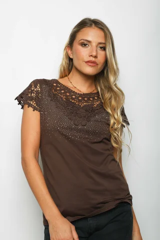Remera ROYALTY Bordada con Strass GU356341 - Vista 6