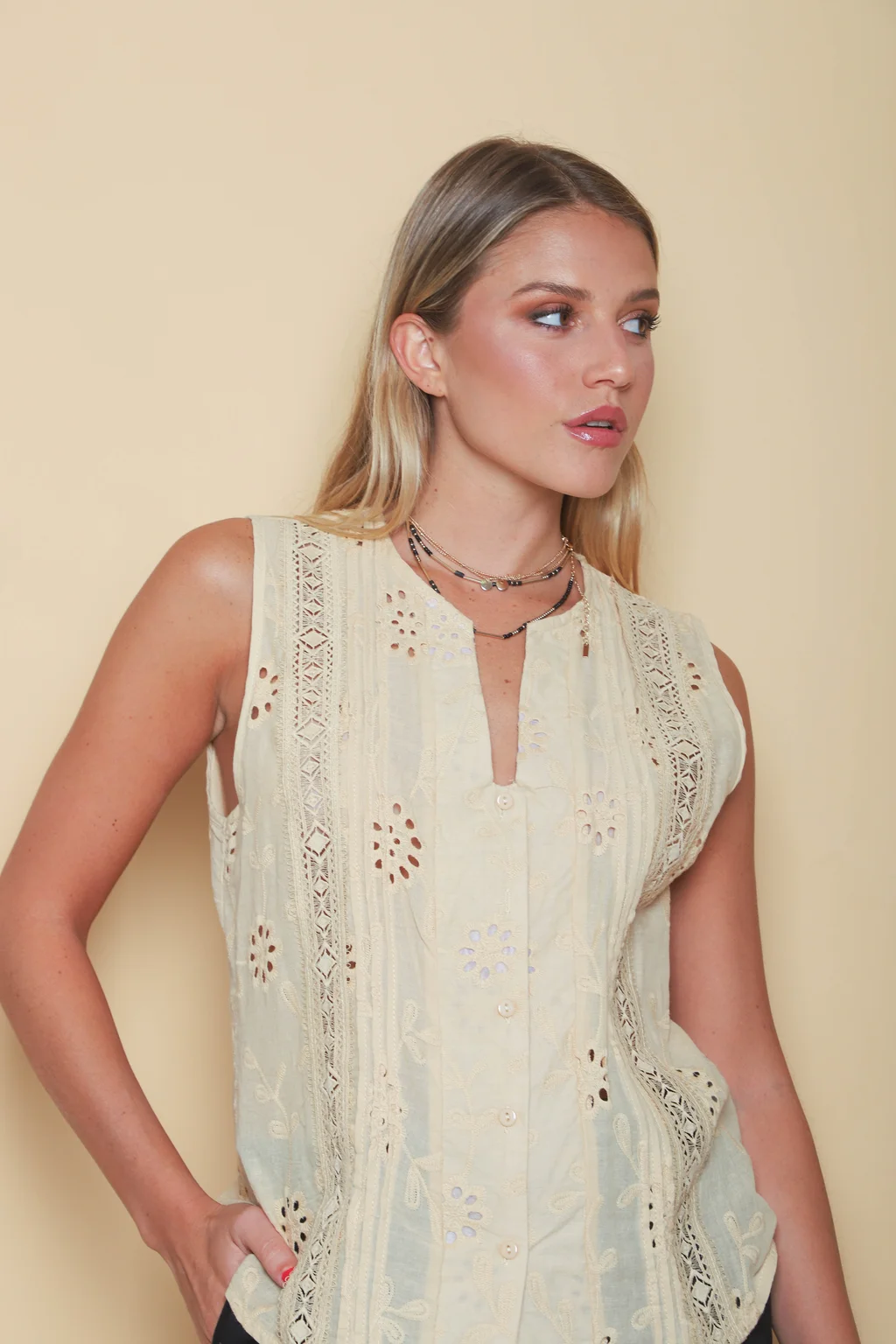 Blusa KANI Broderie GUK70212