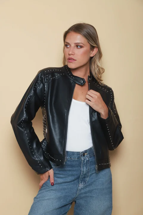 Campera Atenas Ecocuero con Tachas GU78305