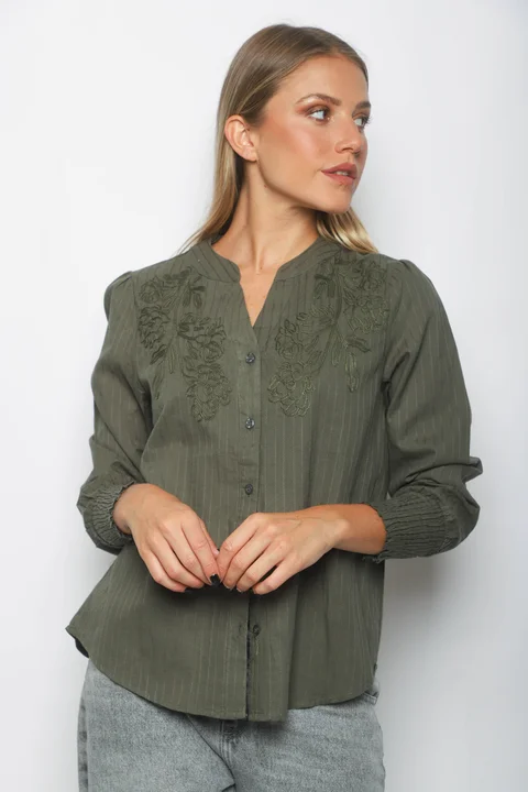 Camisa TOLEDO BORDADA GU61