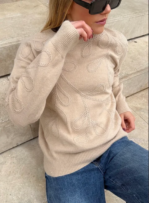 Sweater KALESY c/ Bordado GU405836