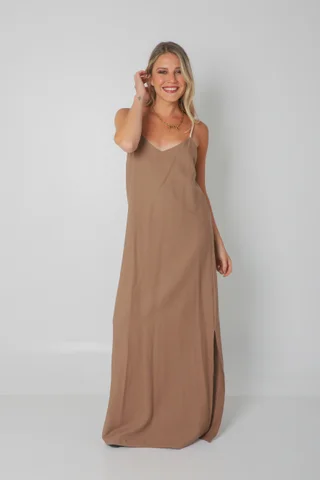 Vestido SARIS Lino Con Cordon y Tajo GU2524 - Vista 4