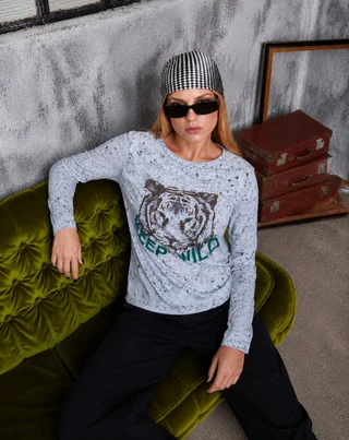 Remera KEEP WILD Batik con strass GU5126 - Vista 3