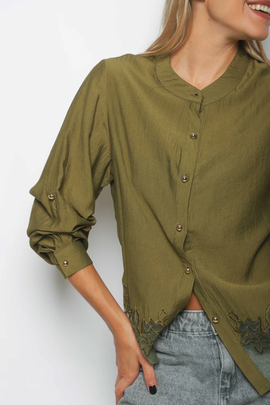 Camisa VINAR Cuello Mao Bordada con Tul GU0336