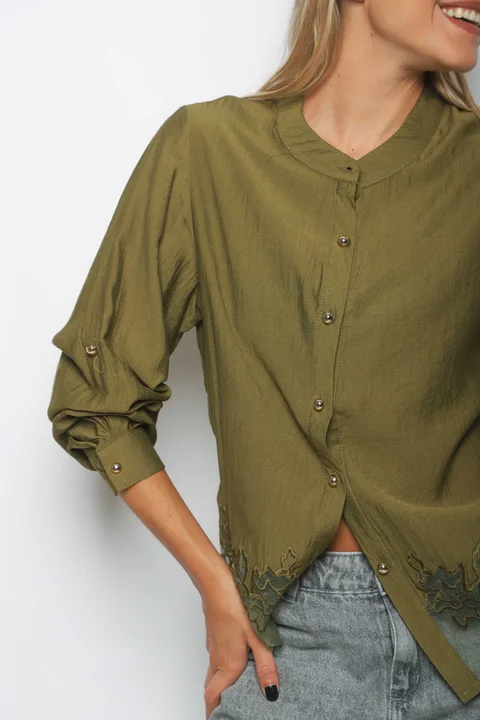 Camisa VINAR Cuello Mao Bordada con Tul GU0336