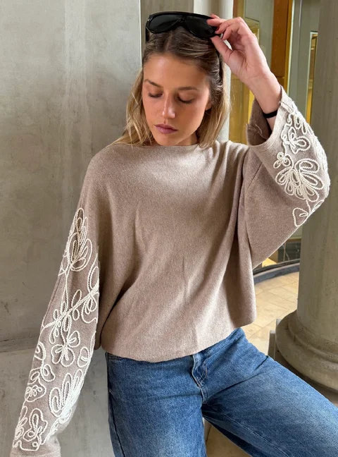 Sweater CLOUD Bordado GU847
