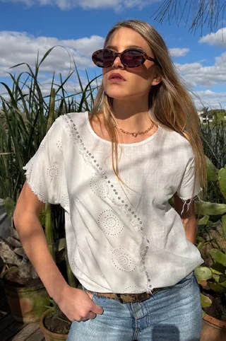 Blusa ARLEN Lino y Broderie con Piedras GU70214 - Vista 1