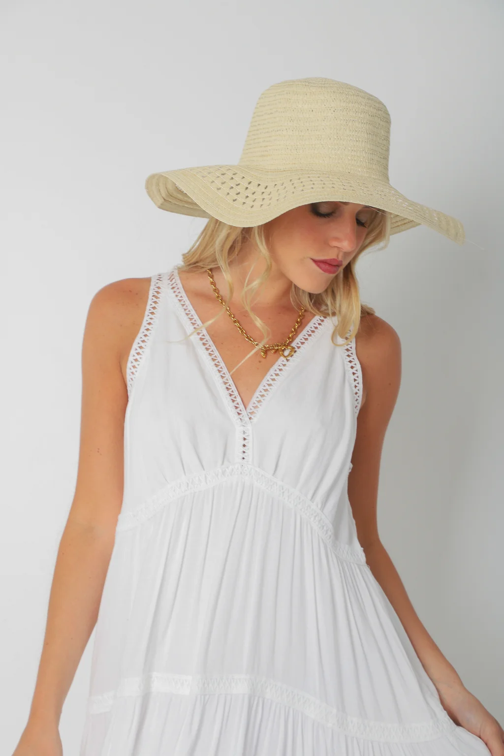 Vestido MURIEL de lino c/ guardas Guipiure GU2523