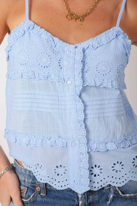 Musculosa   Kavanah de Lino  Abotonada con T ablitas y Broderie GUK4067