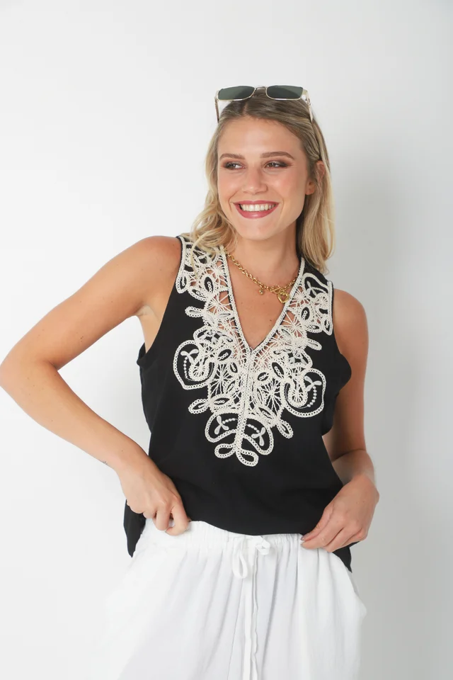 Musculosa LIBERTY de Lino BORDADA GU2525