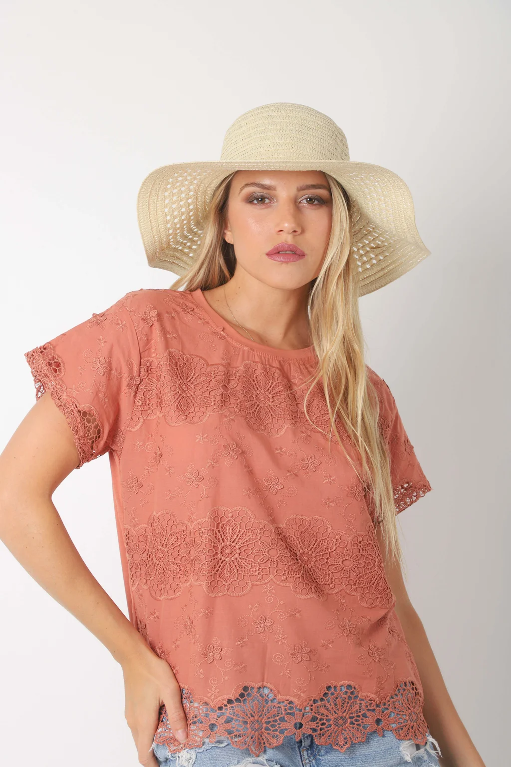 Remera KOISY Broderie Bordada GU5164