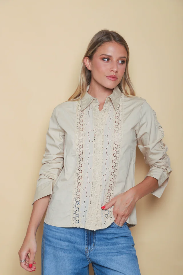 Camisa KARLY C/ Puntilla GUK4115