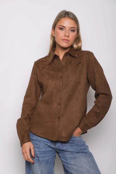 Camisa KARLSON Gamuza Con Calado GU70254