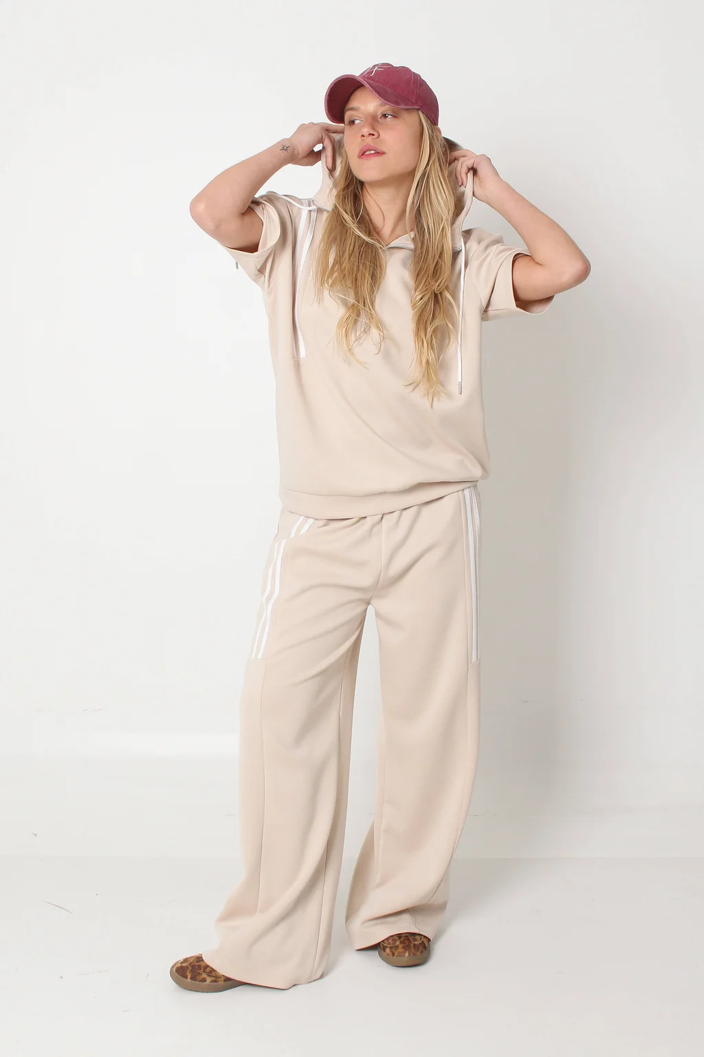Conjunto DESCHAMPS GU7277