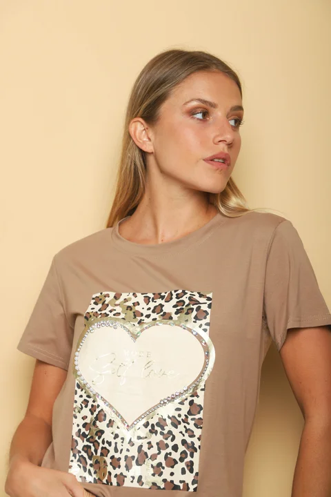 Remera SELF LOVE PRINT C/ Piedras GUJ5221