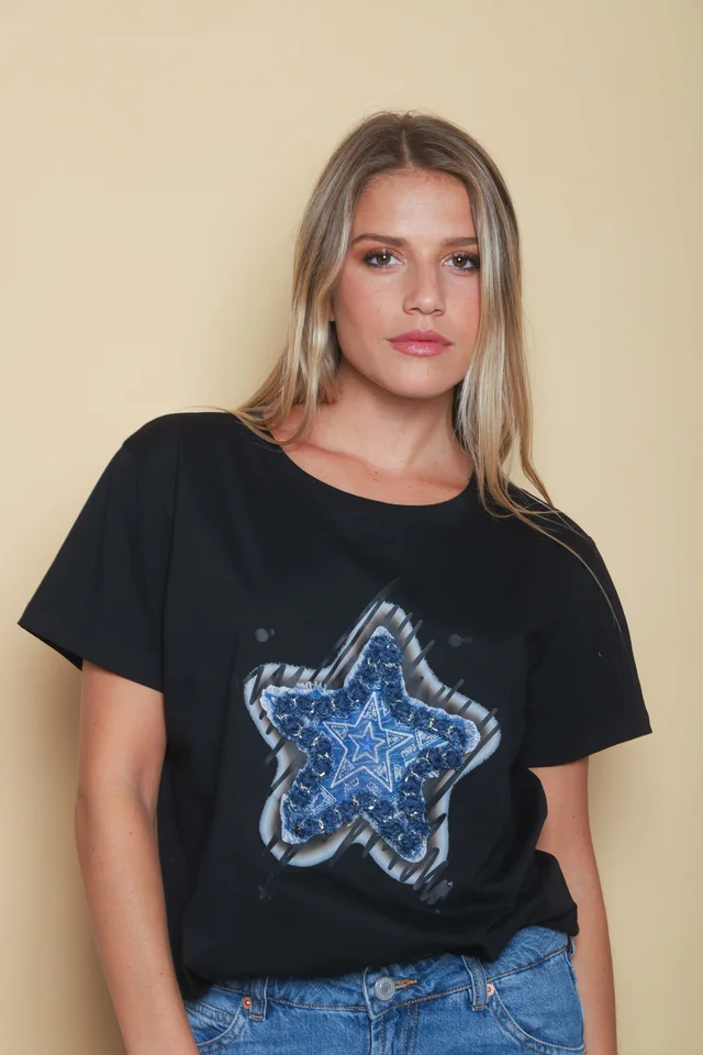 Remera Amplia Estrella Fugaz GU87355