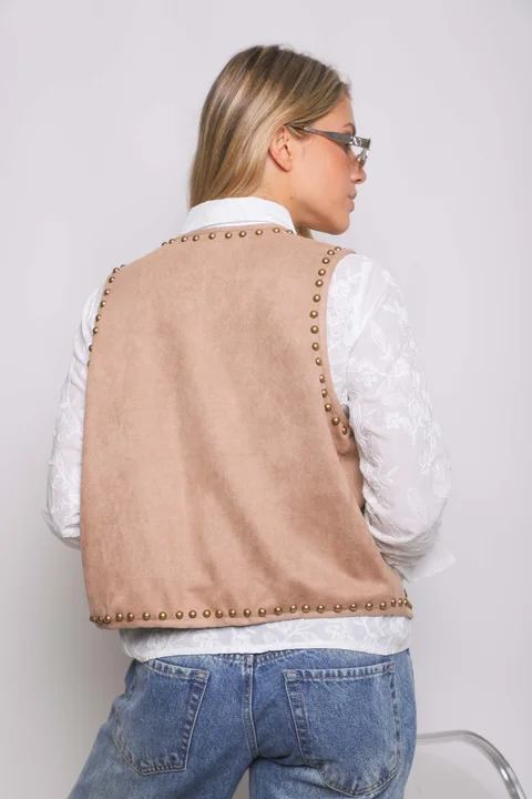 Chaleco RAWSON Gamuza Tachas GU70278