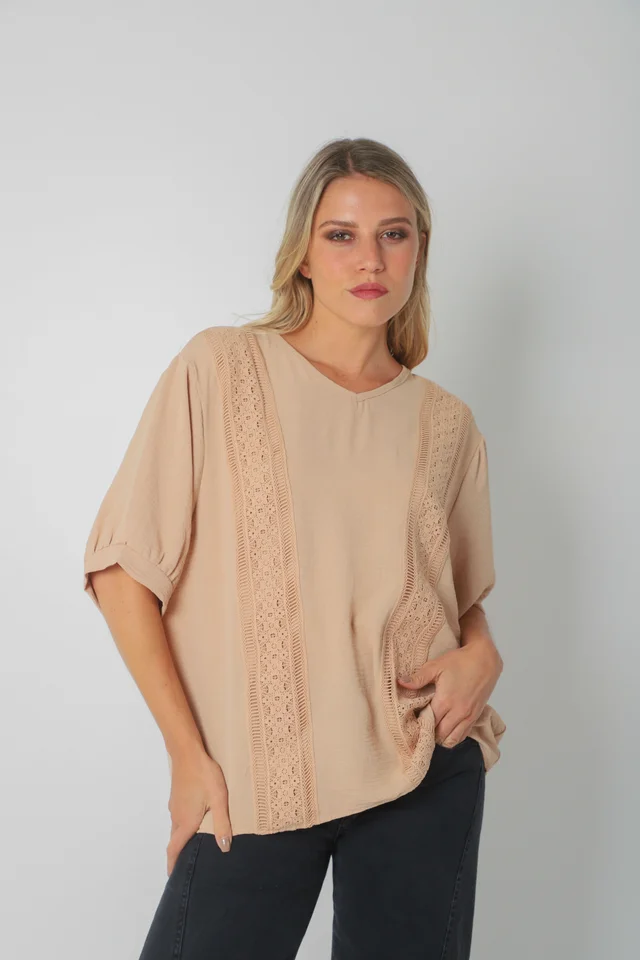 Blusa Amplia VASY Guardas Guipiur GU0330