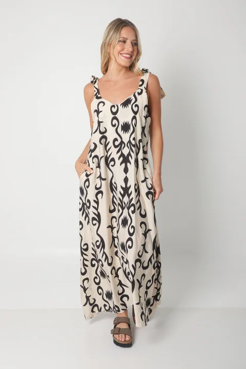 Vestido NISSI BULGARO AMPLIO de creppe c/ Tiras y Bolsillos