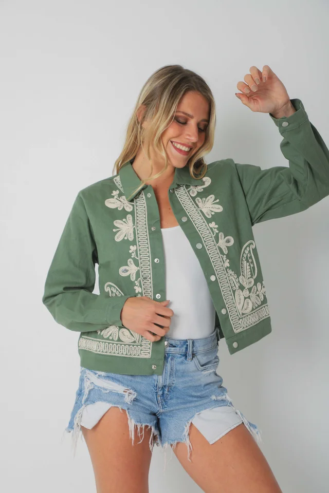 Chaqueta FORTY de Gabardina Bordada GUF6005