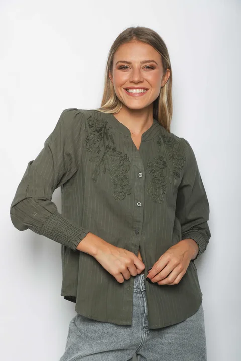 Camisa TOLEDO BORDADA GU61