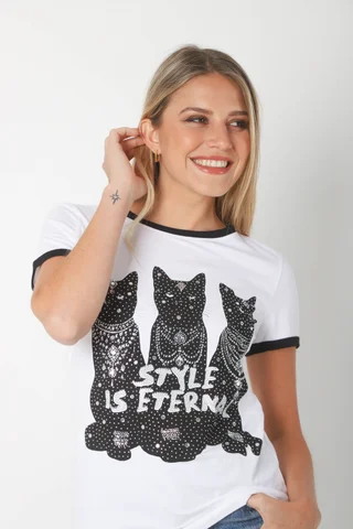 Remera STYLE IS ETERNAL c/strass GU7478 - Vista 2