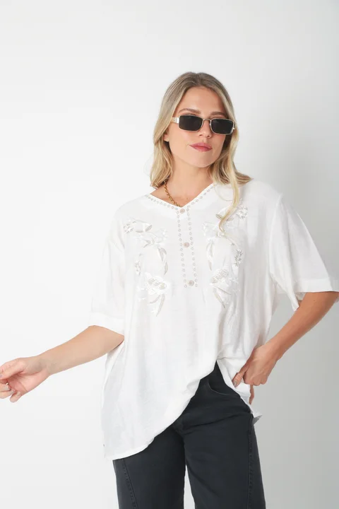 Blusa AMPLIA MAKEA de Lino Bordado c/ Botones GU0327