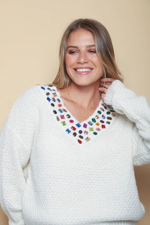 Sweater LUXE Escote V con Piedras de Colores GU81330