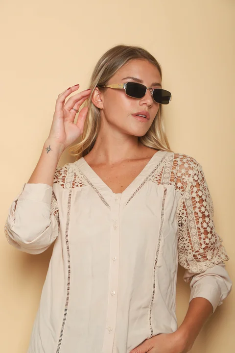 Camisa ASIA Cuello V Mangas Caladas GUK4