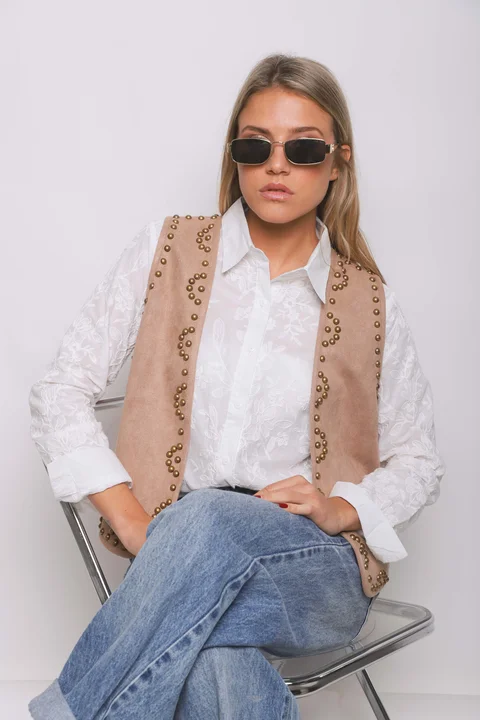 Chaleco RAWSON Gamuza Tachas GU70278