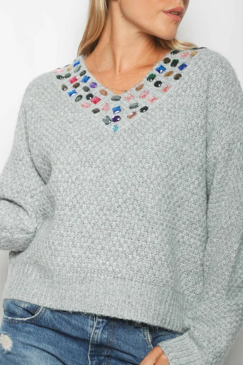 Sweater LUXE Escote V con Piedras de Colores GU81330