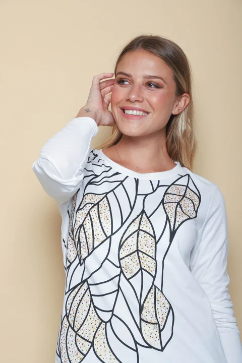 Remera HOJAS con Strass GU70047